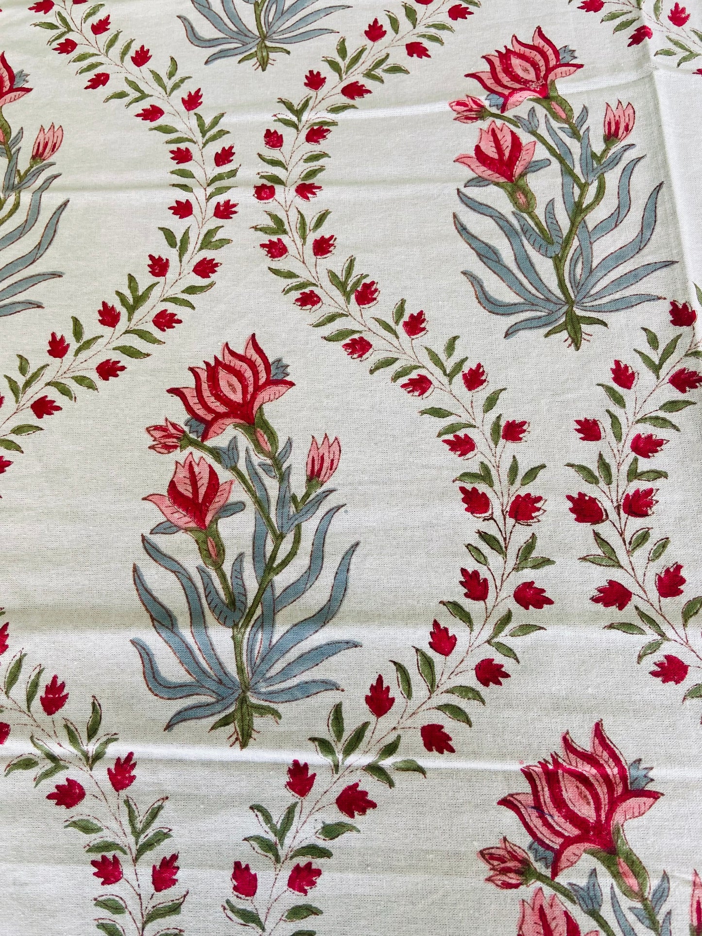 Table Cover - Feroza