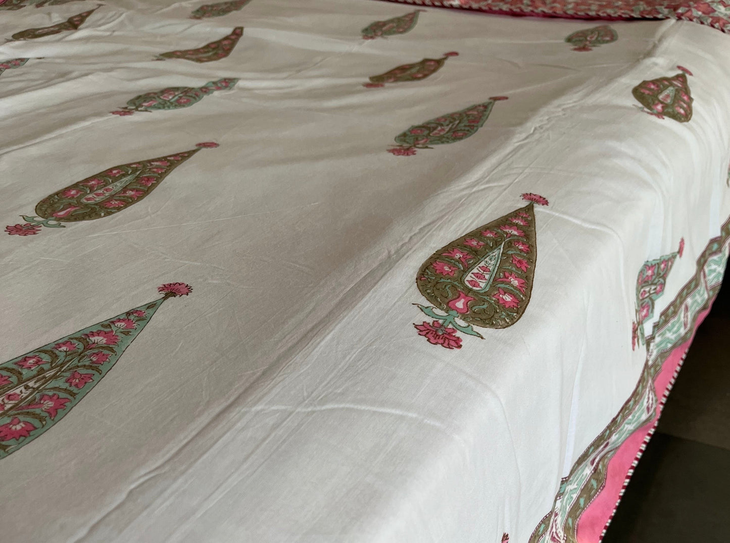 Regal Motif Reversible Single Bed Dohar