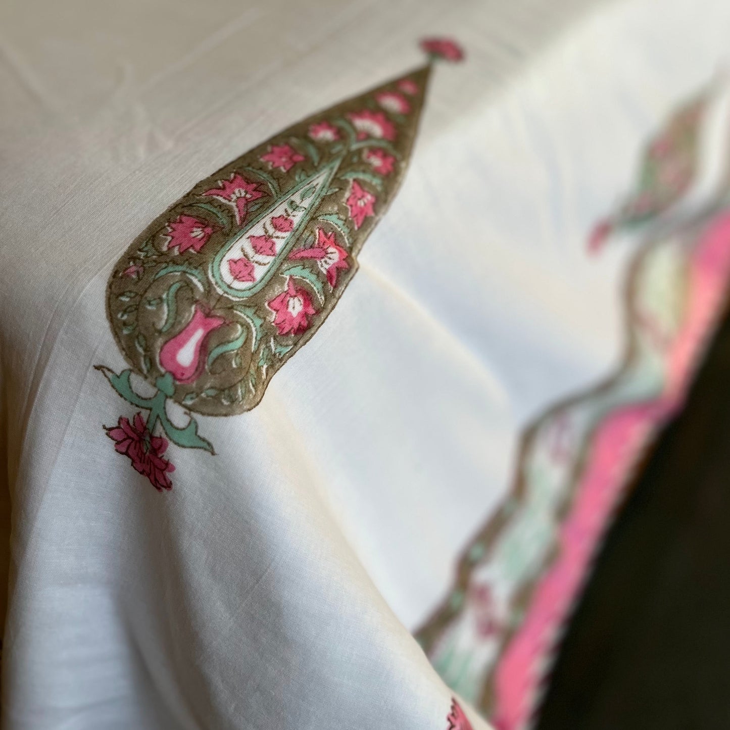 Regal Motif Reversible Single Bed Dohar