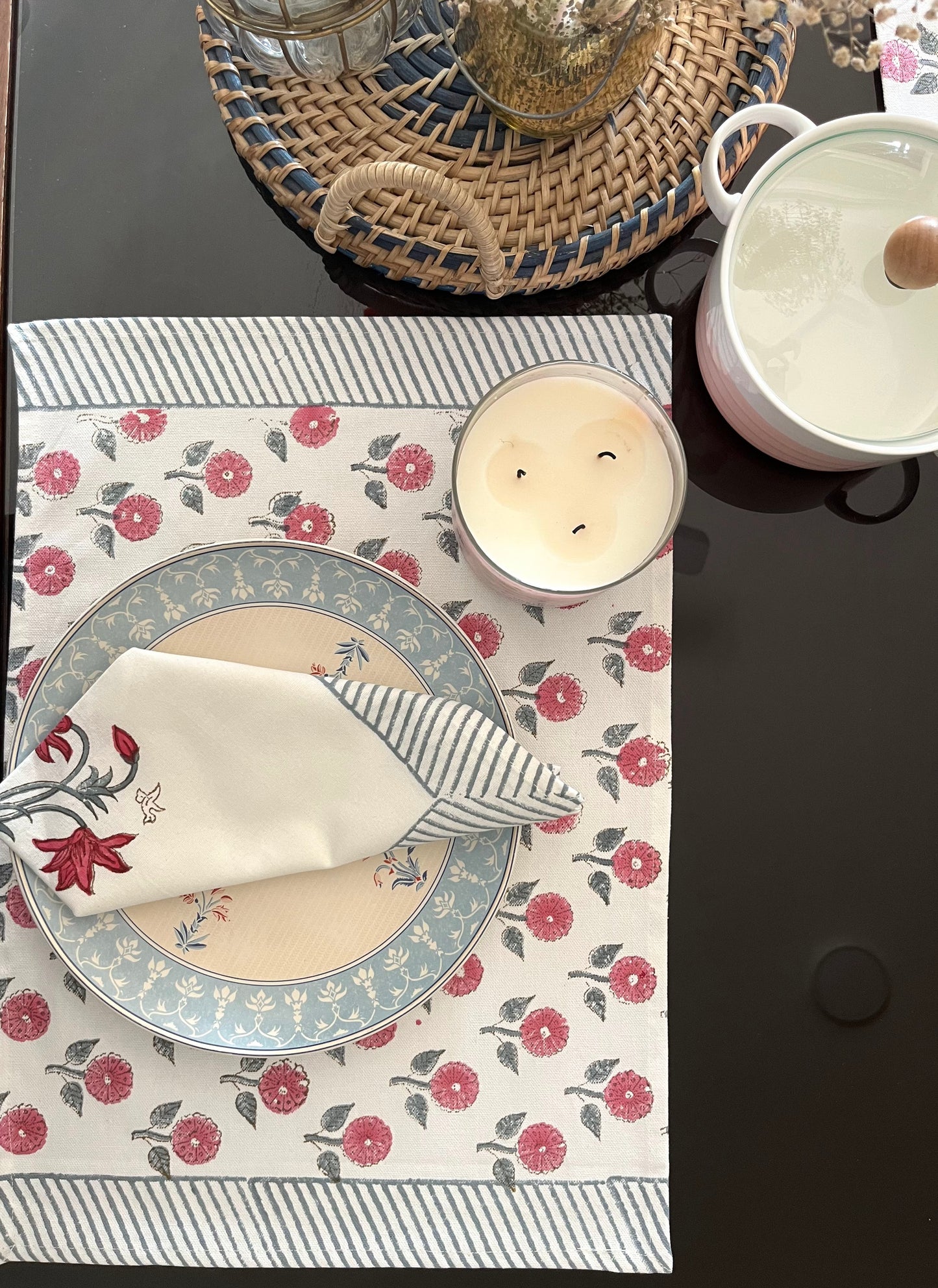 Petunia Petals Table Mats & Napkins - Set of 6