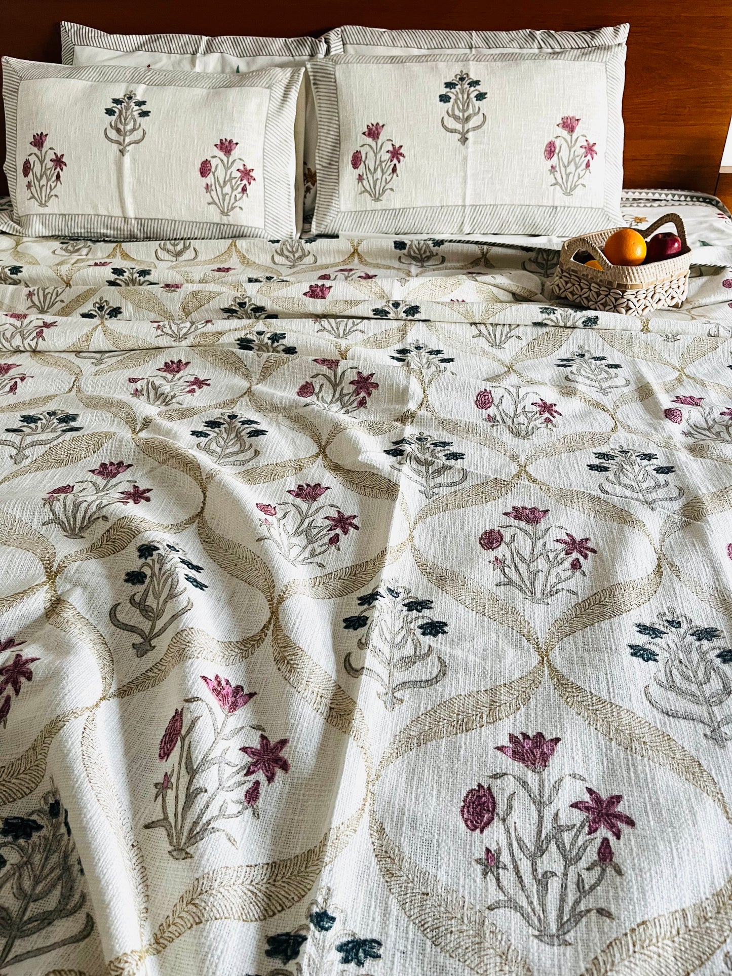 Caribbean Dreams Jute Bedcover