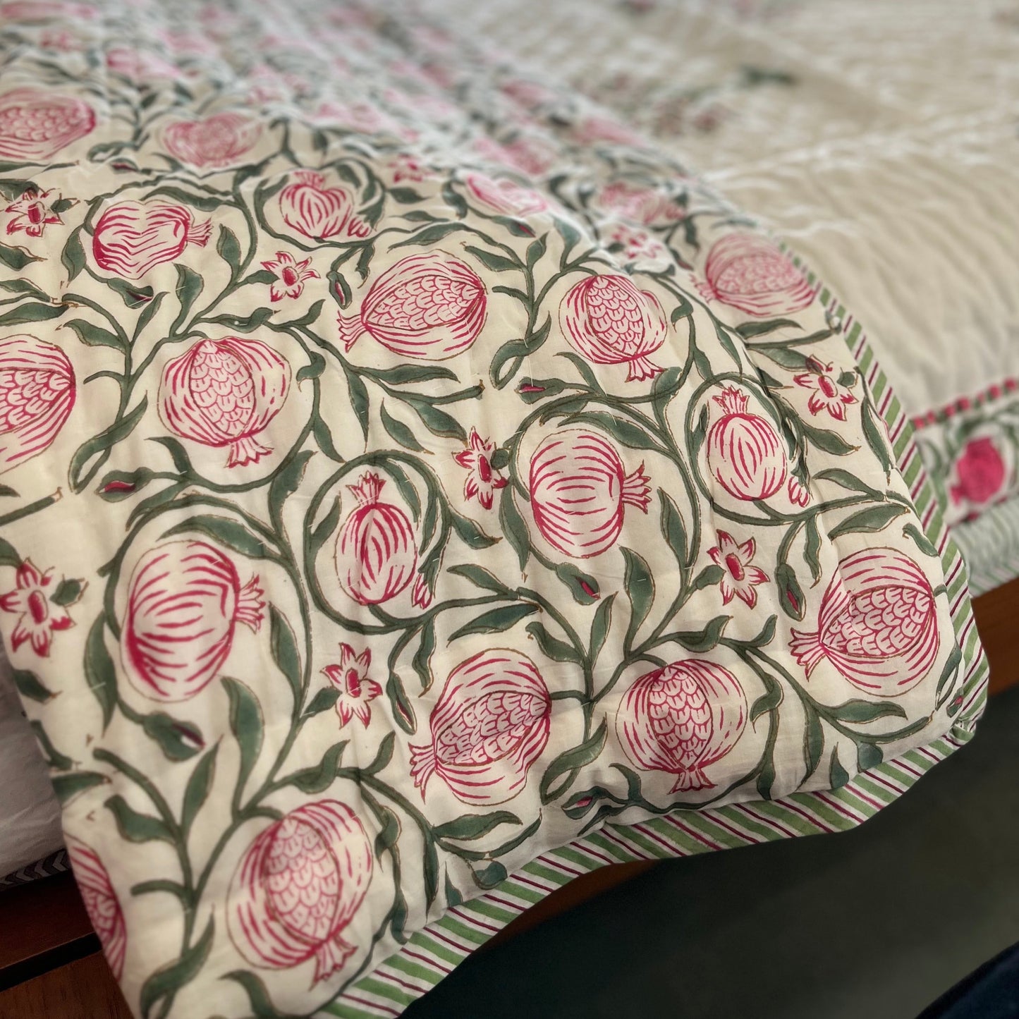 Lal Anar Reversible Cotton King Sized Quilt