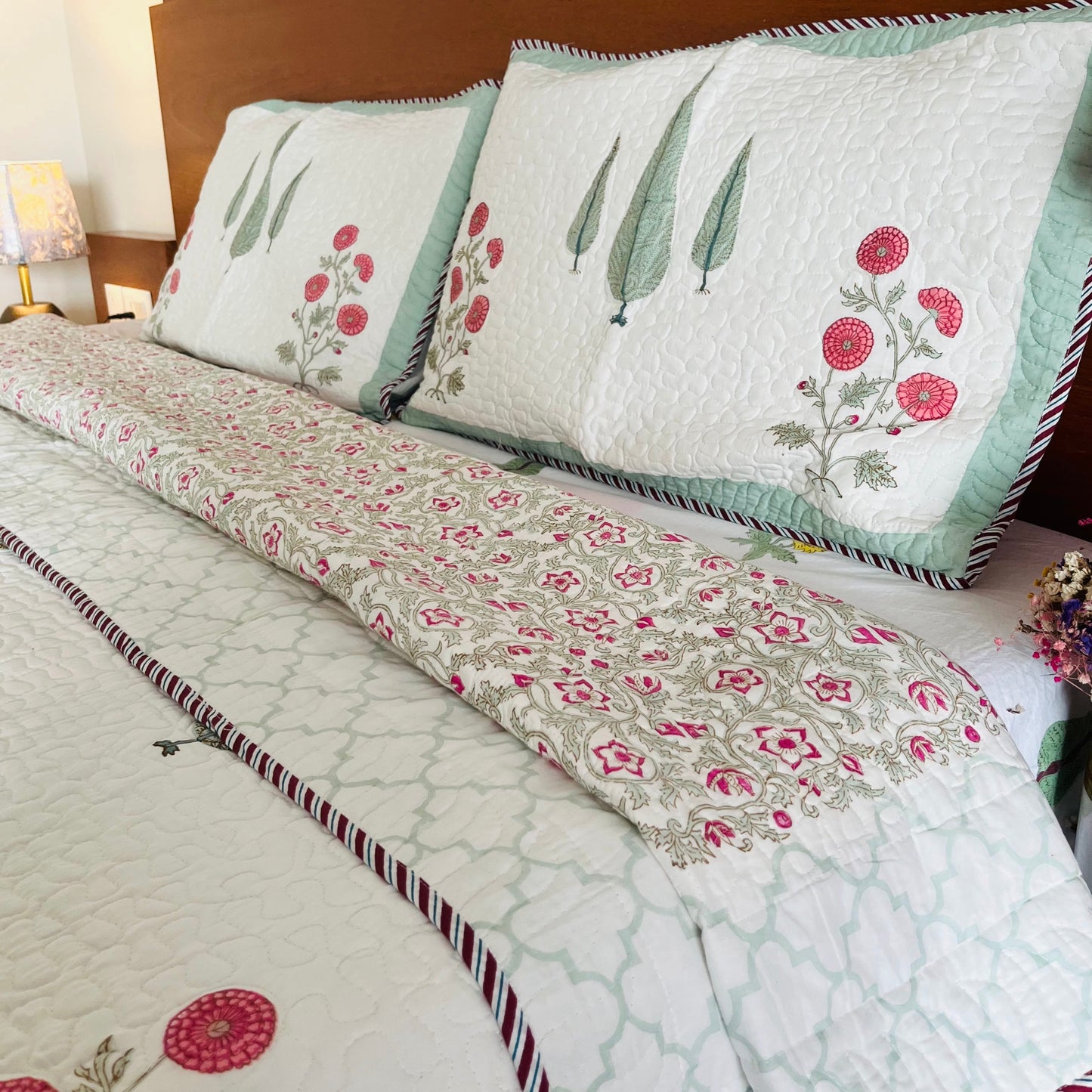 Gulbahar Reversible Quilted Bedcover