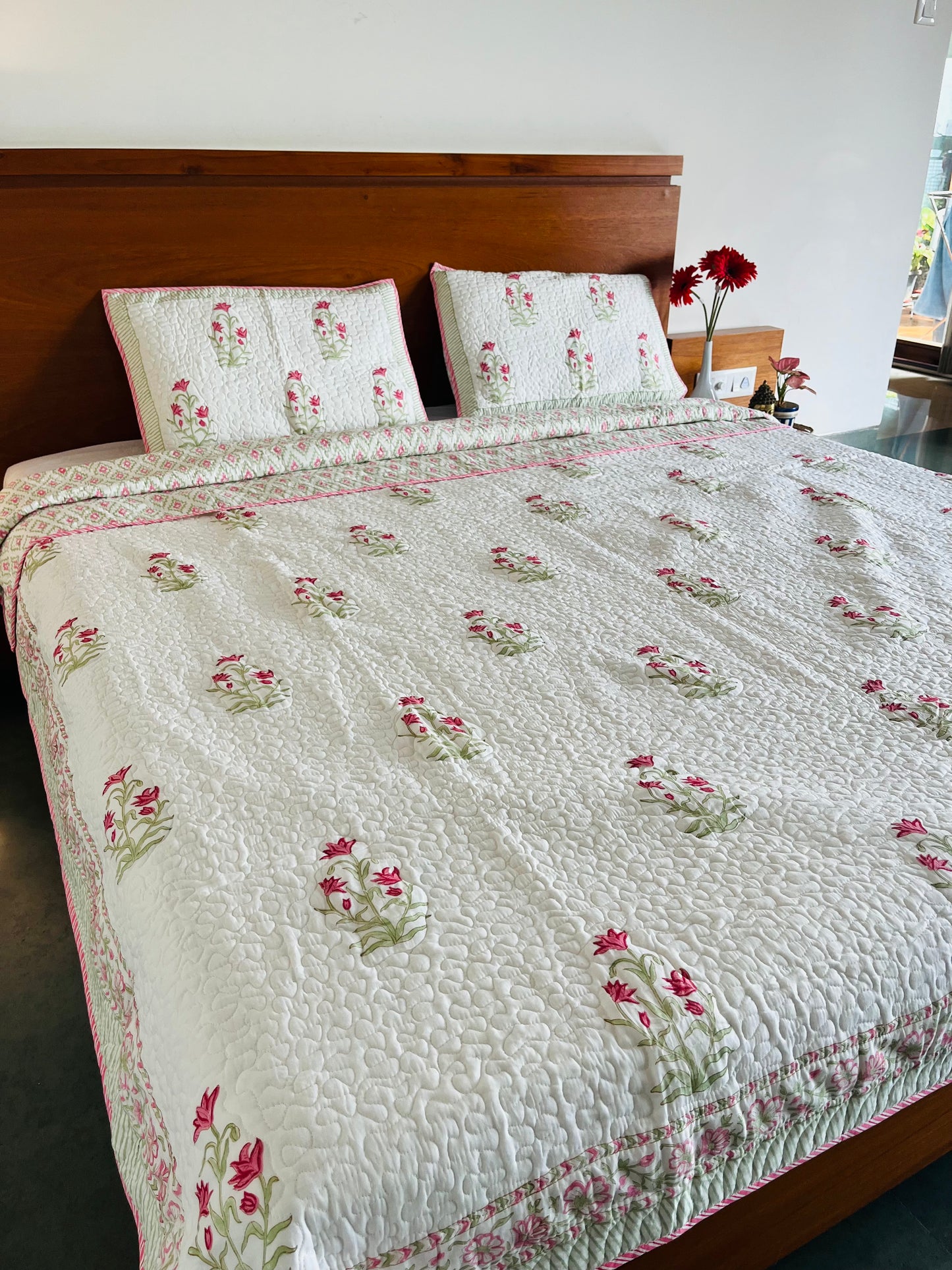 Moh Reversible Quilted Bedcover