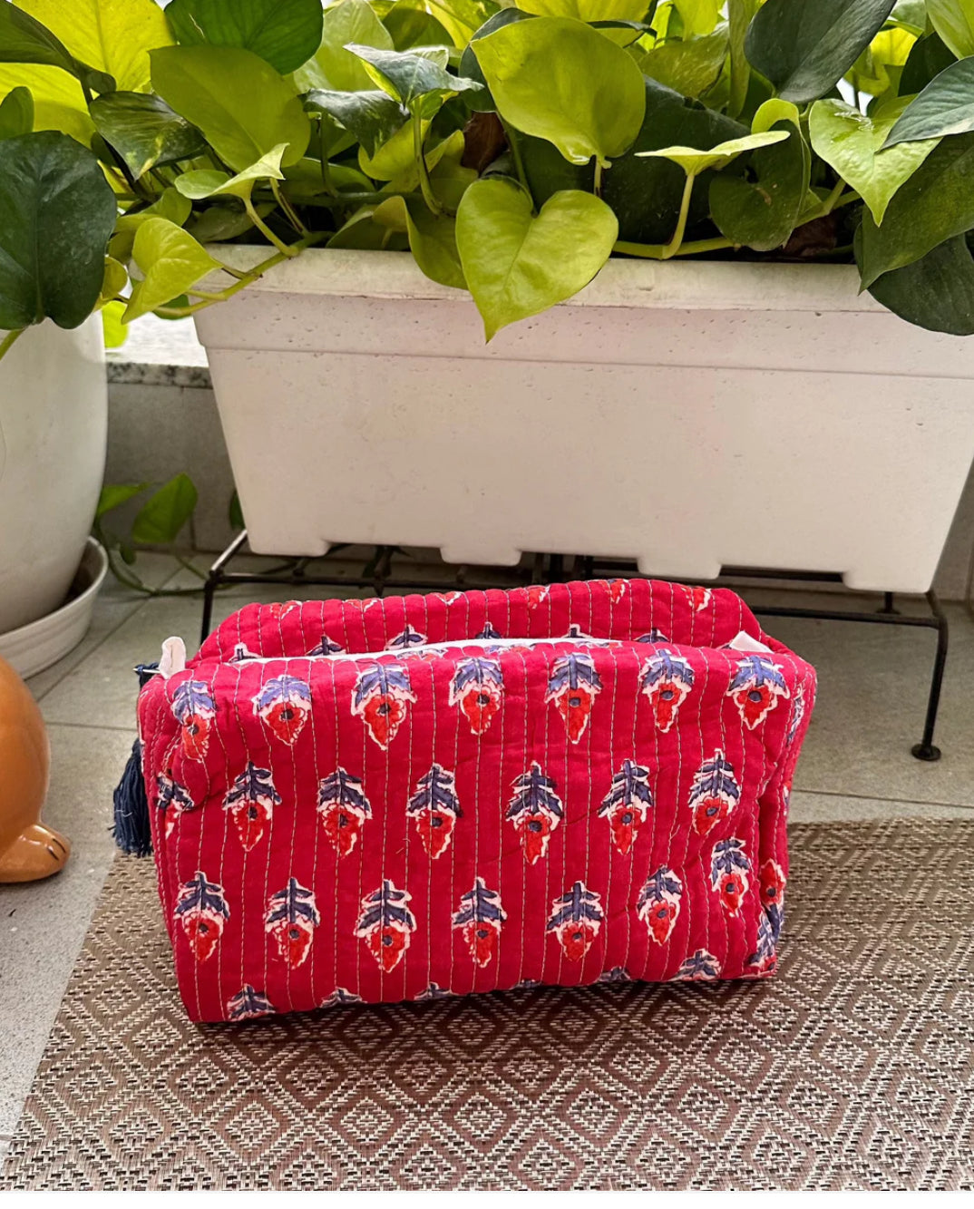 Bridesmaid gift combo (Bathrobe & travel kit)