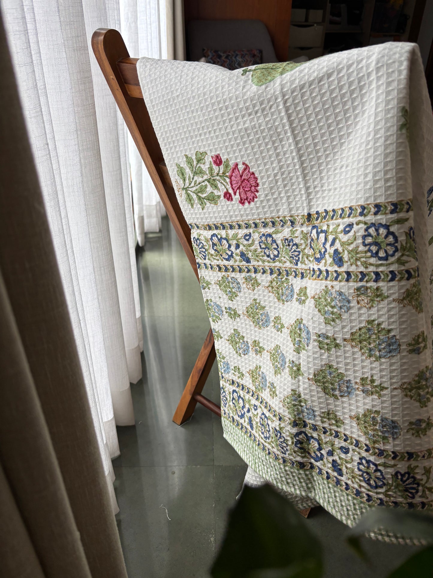 Cotton Breeze Rose Bath Towel