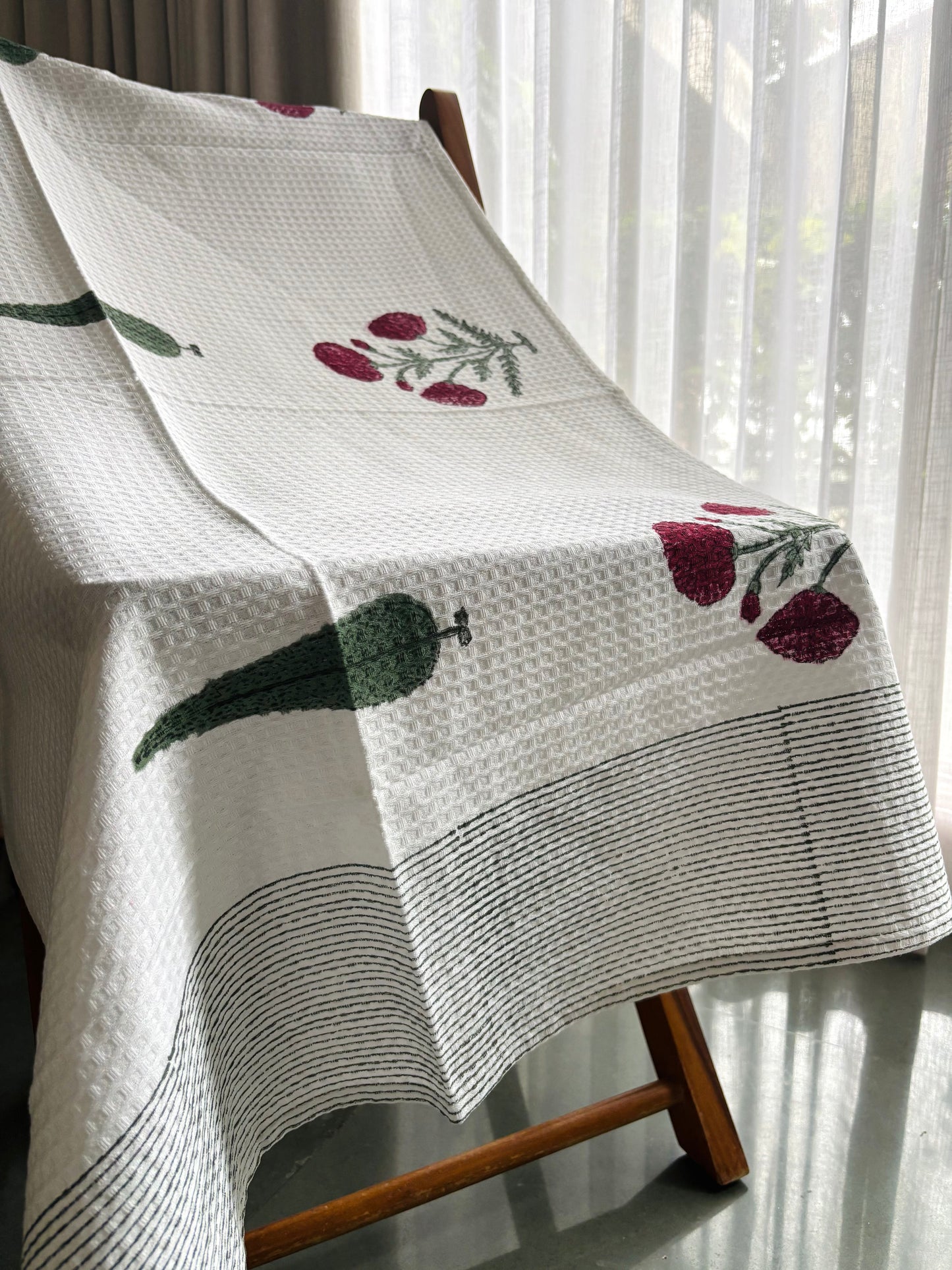 Red Poppy Bath Towel