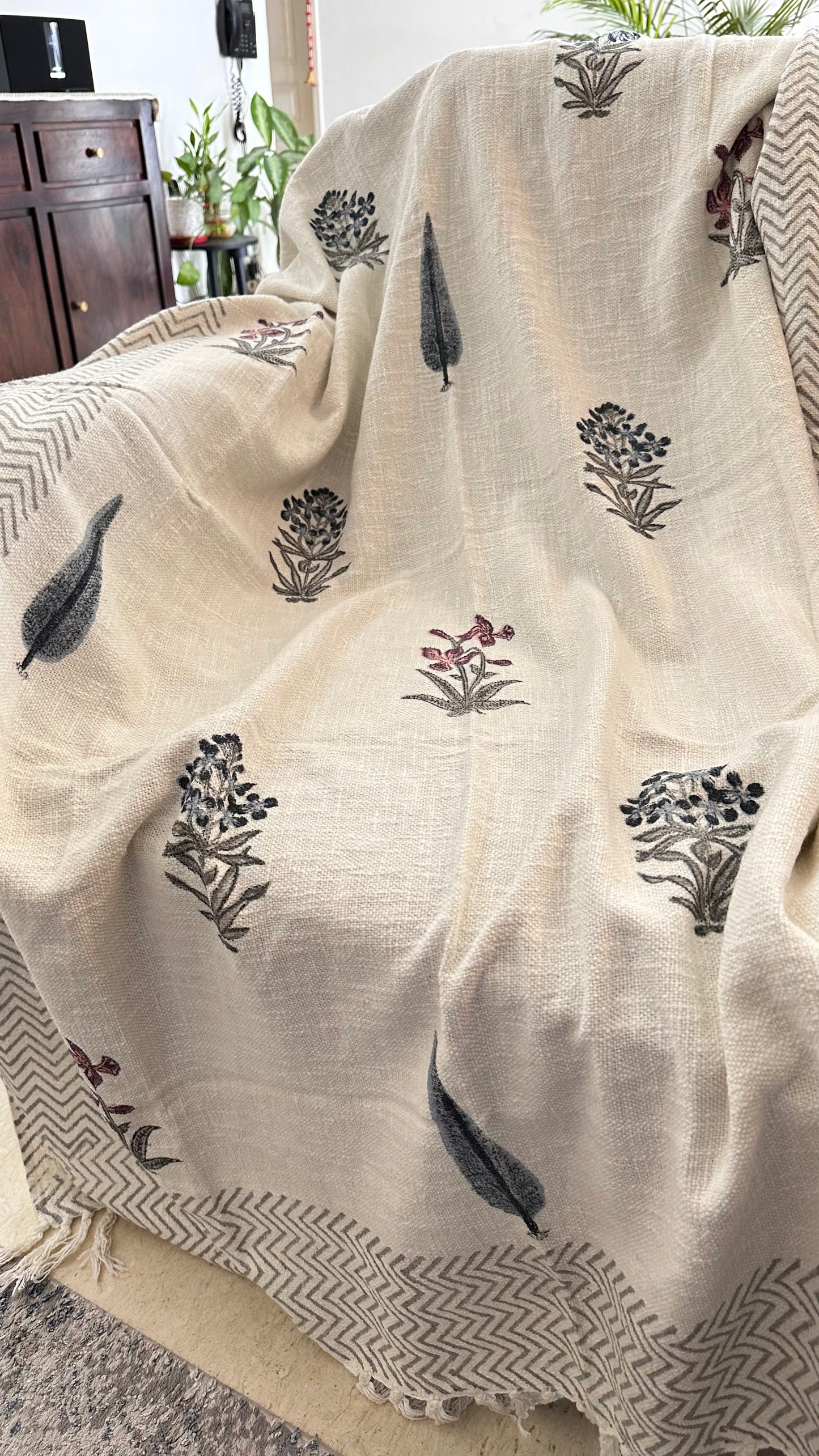 Florence Garden Sofa Throw
