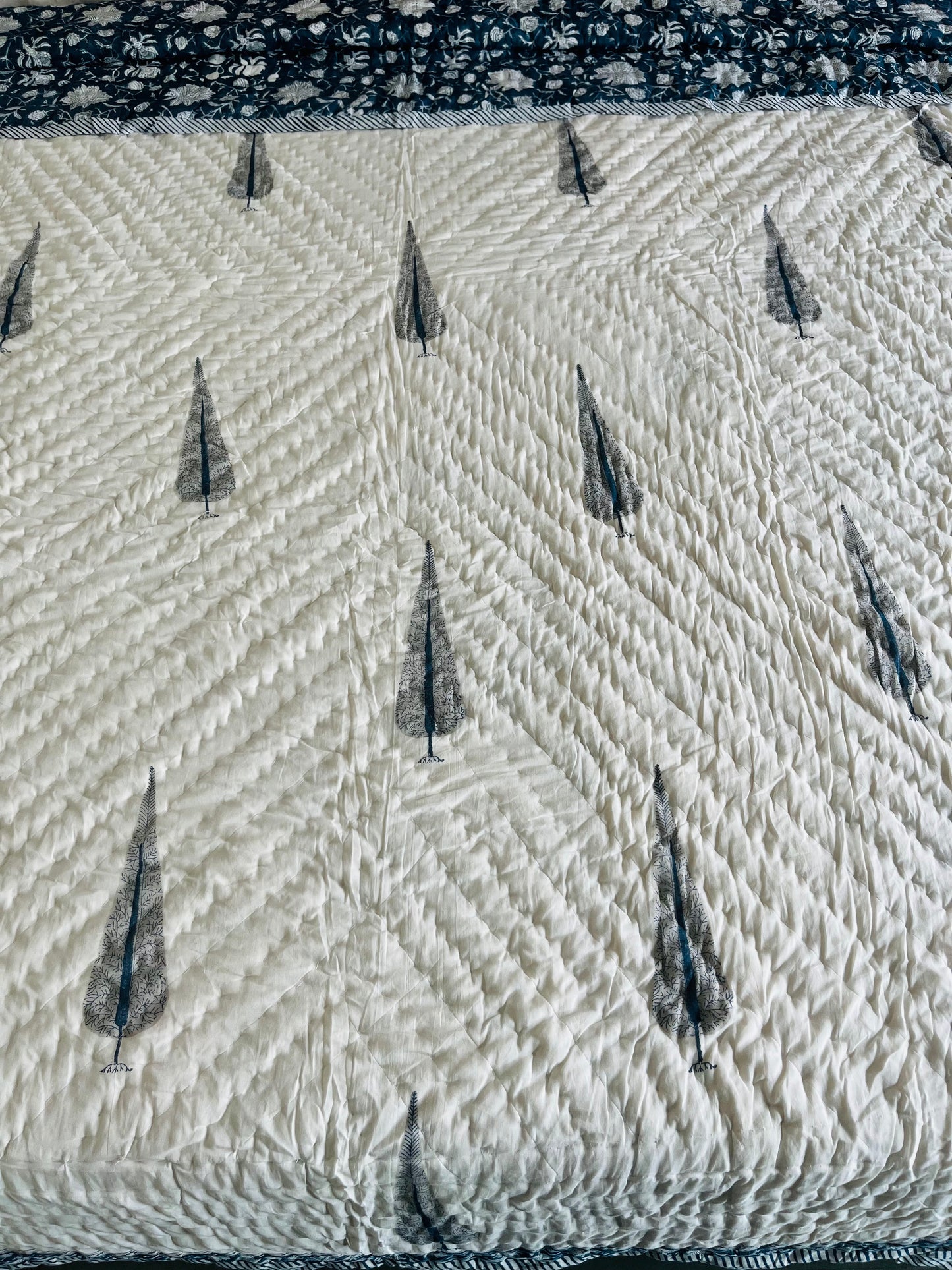 Blue Nazrana Reversible Cotton King Sized Quilt