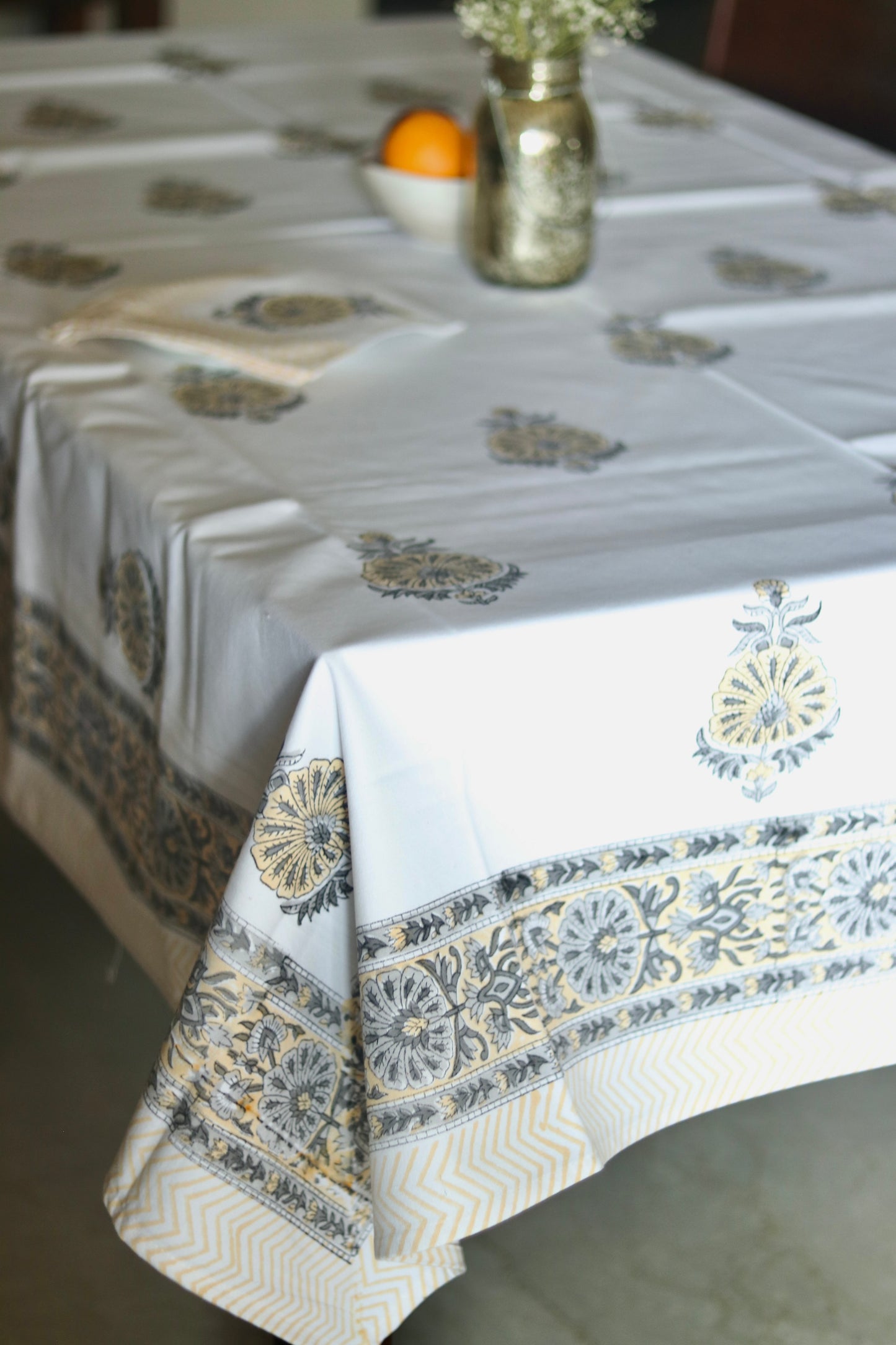 Mughal Buta Table Cover with Napkins set