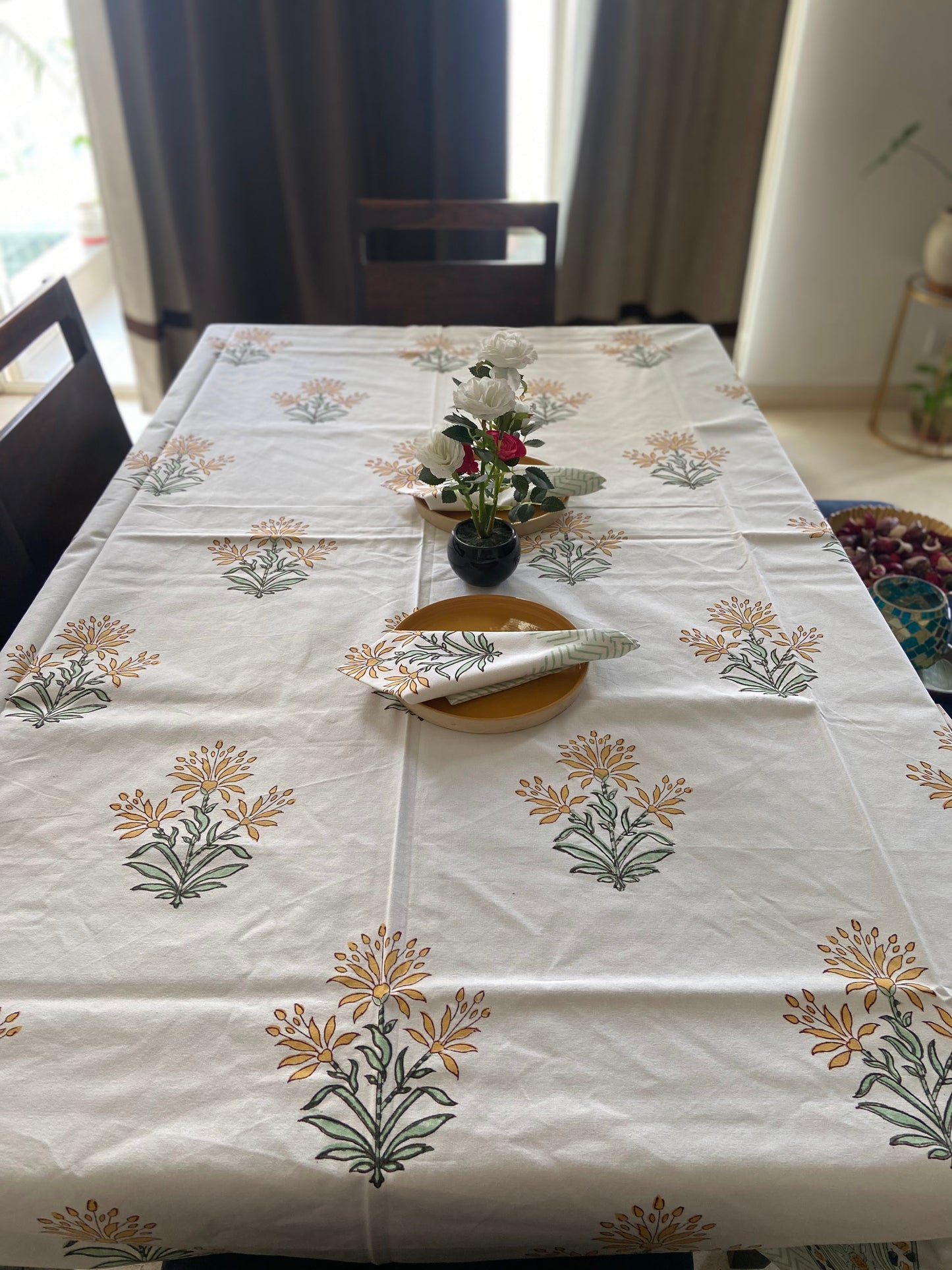 Bagh-e-bahaar Table Cover with Napkins set