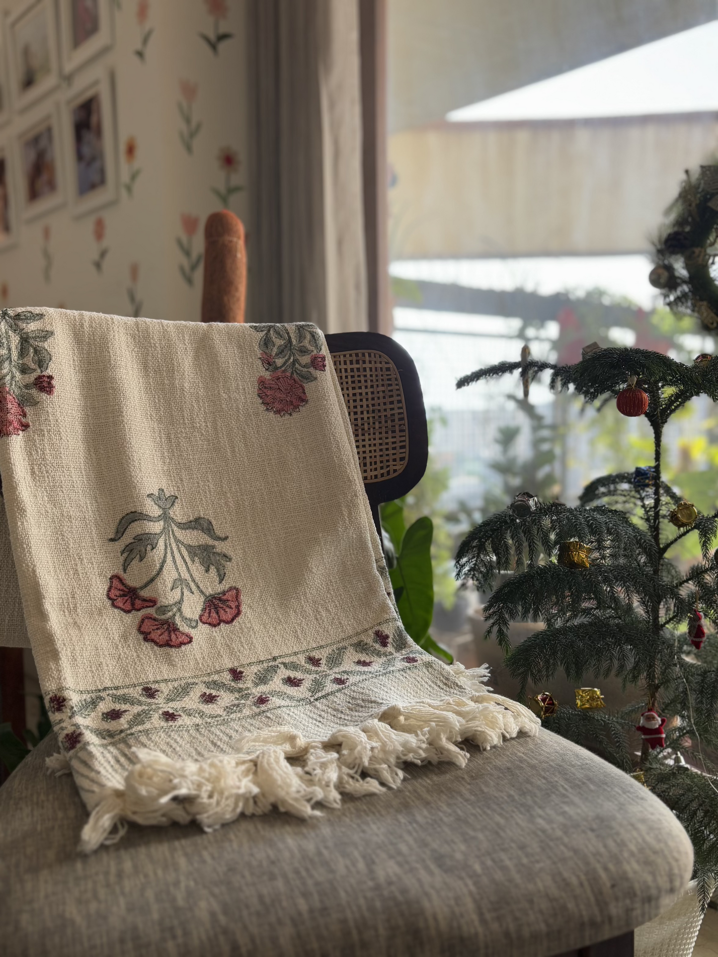 Poppy Passion Sofa Throw