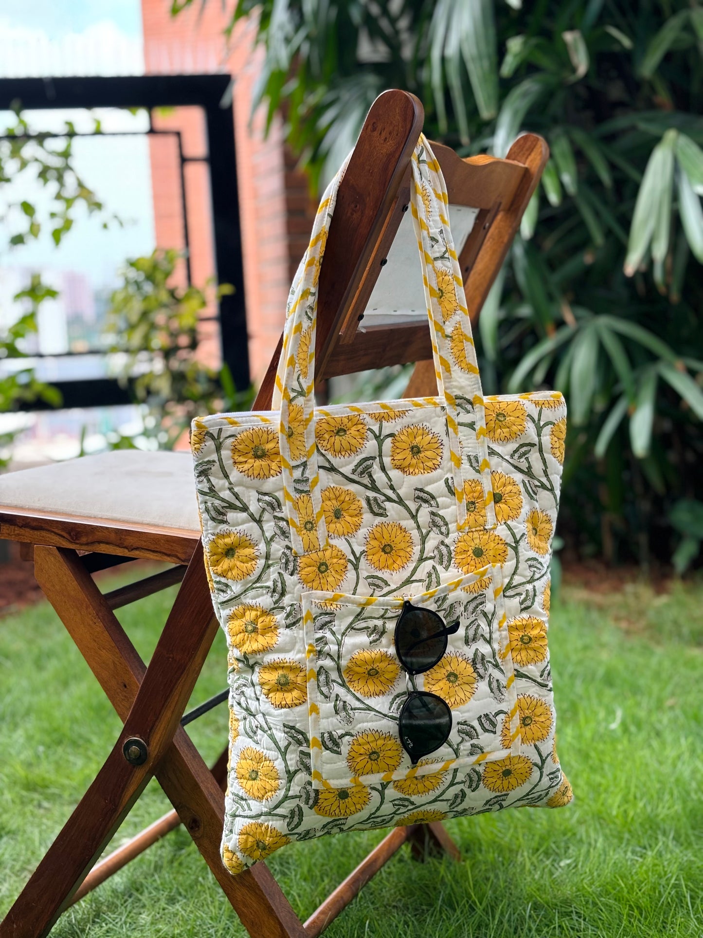 Sunshine sparkle Tote Bag