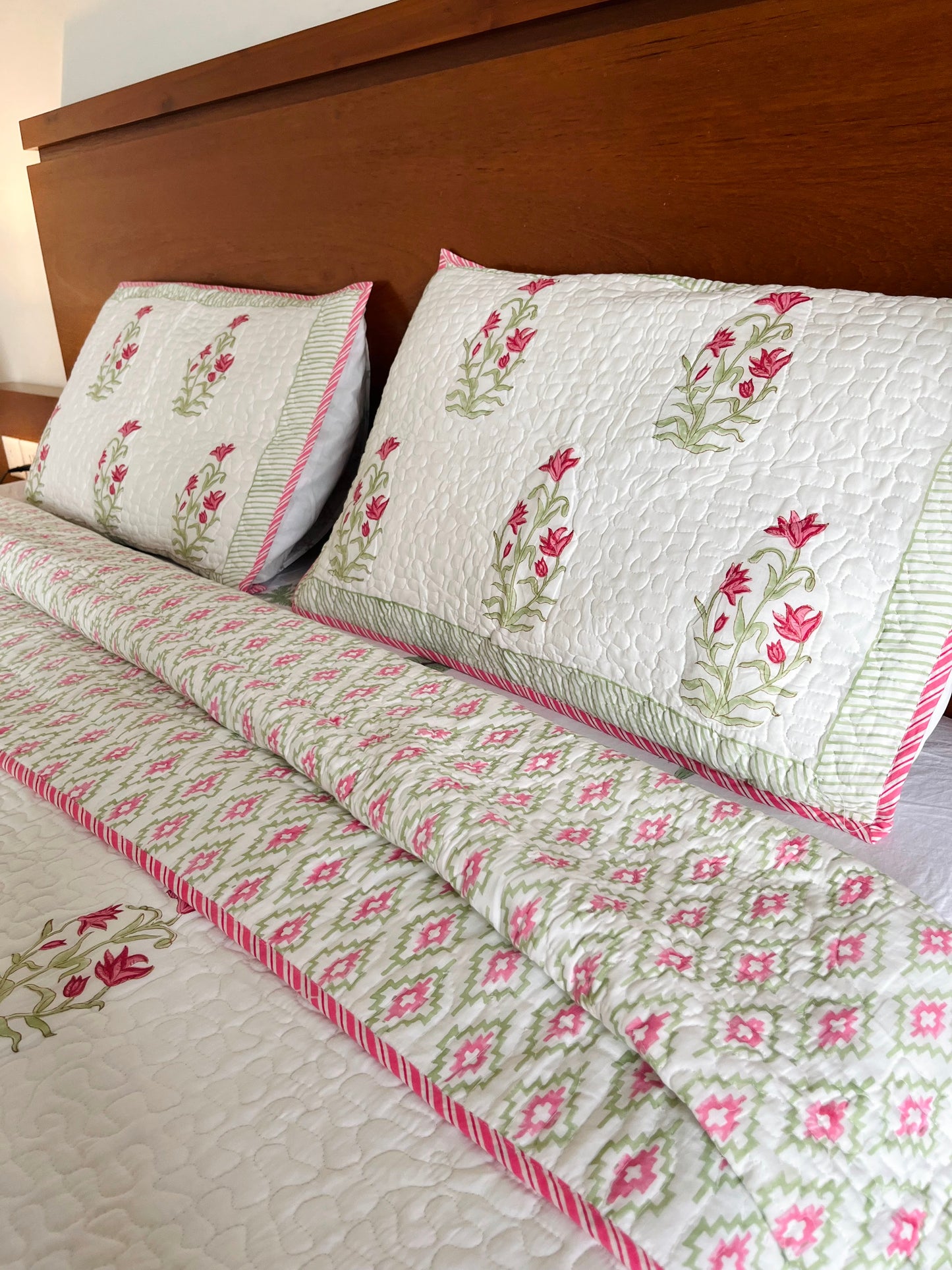 Moh Reversible Quilted Bedcover