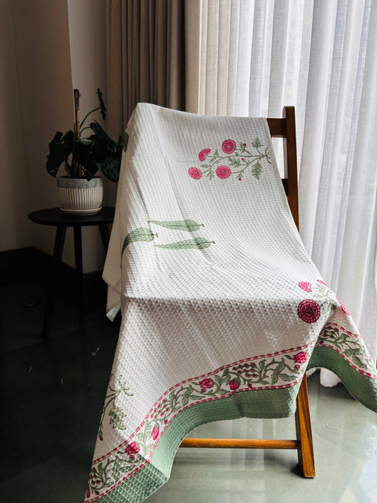 Emerald Scarlet Bath Towel