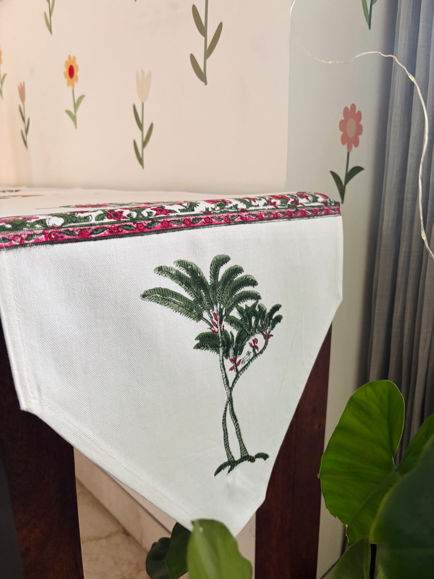 Regal motif Table Runner