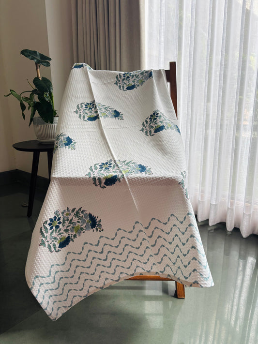 Blue motif Bath towel