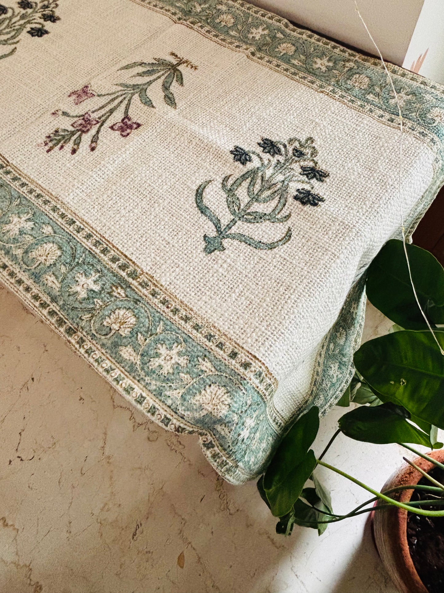 Regal Linen Table Runner