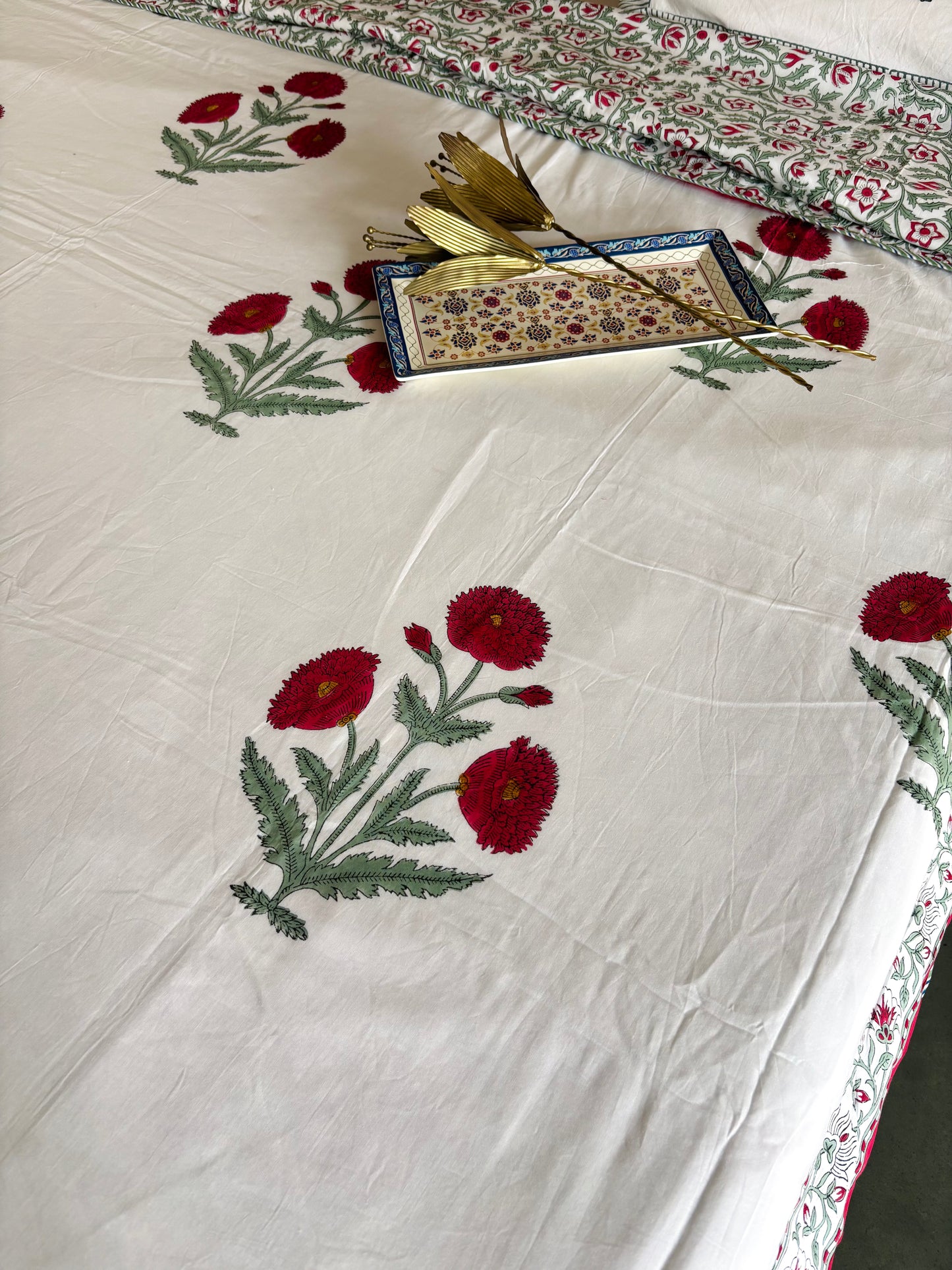 Mughal Buta Reversible King sized Dohar