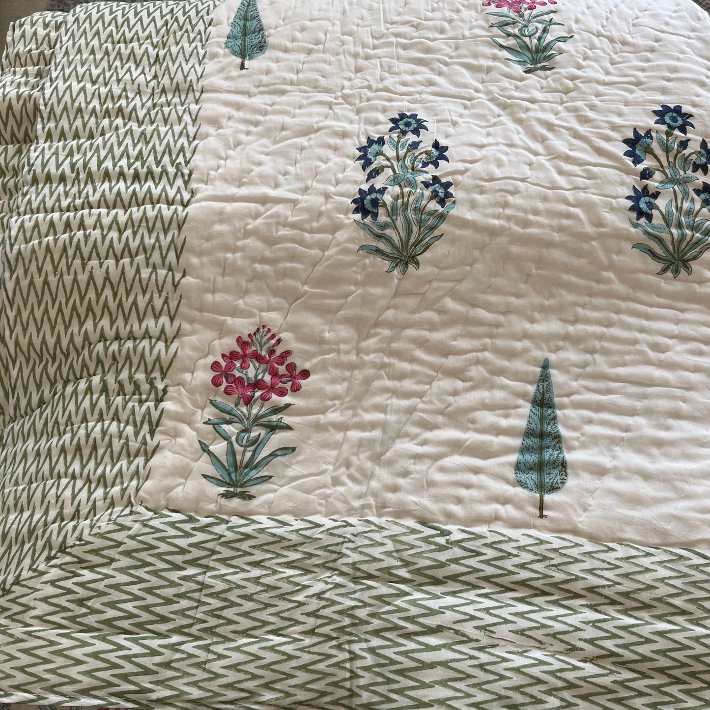 Blossom Breeze Reversible Single Bed Quilt