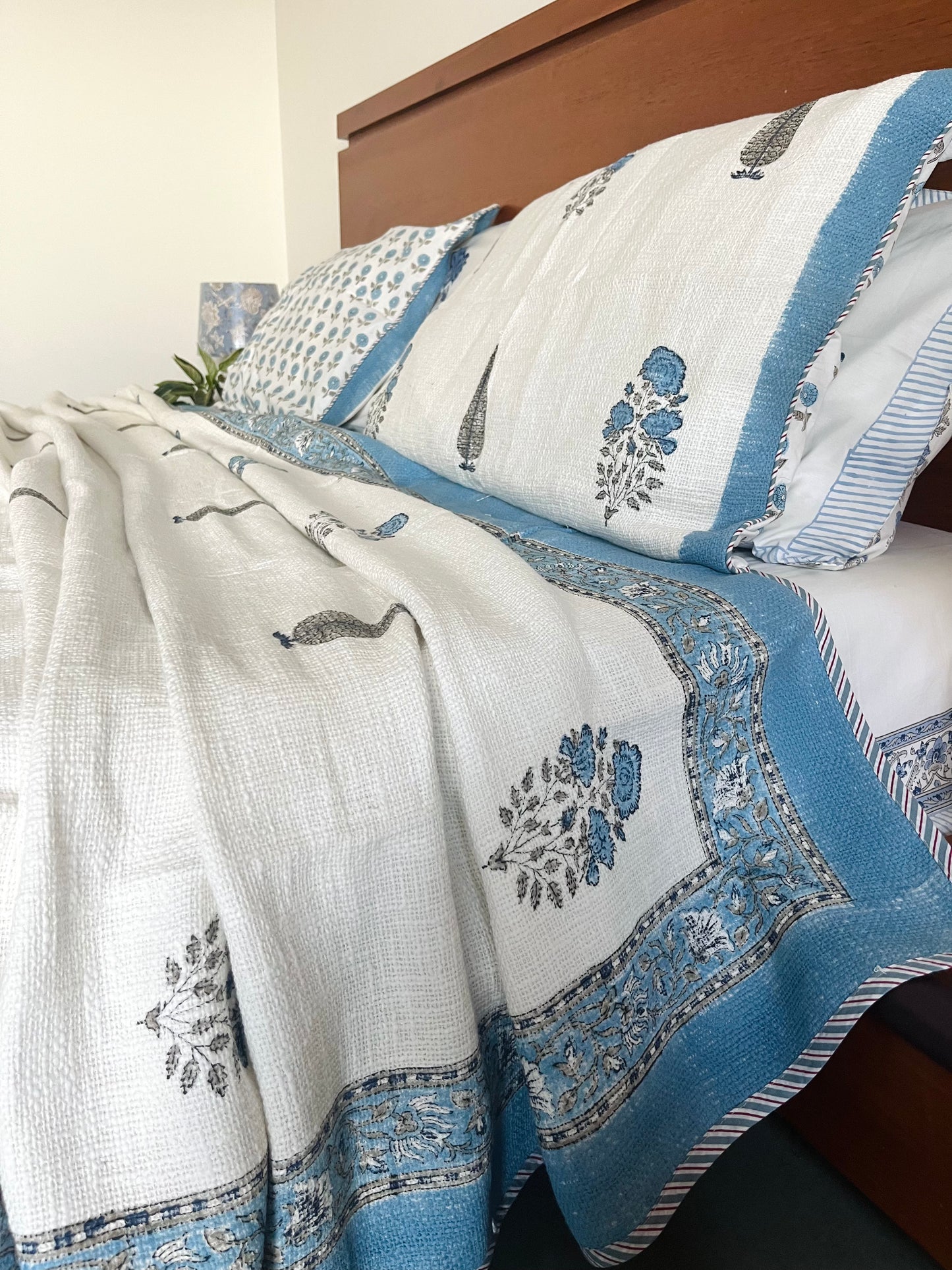 Ocean Blue Jute Bedcover