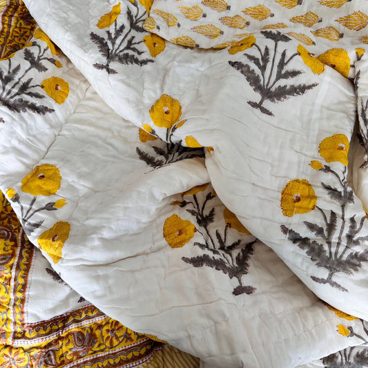 Sunflower Delight Reversible Single Bed Cotton Quilt