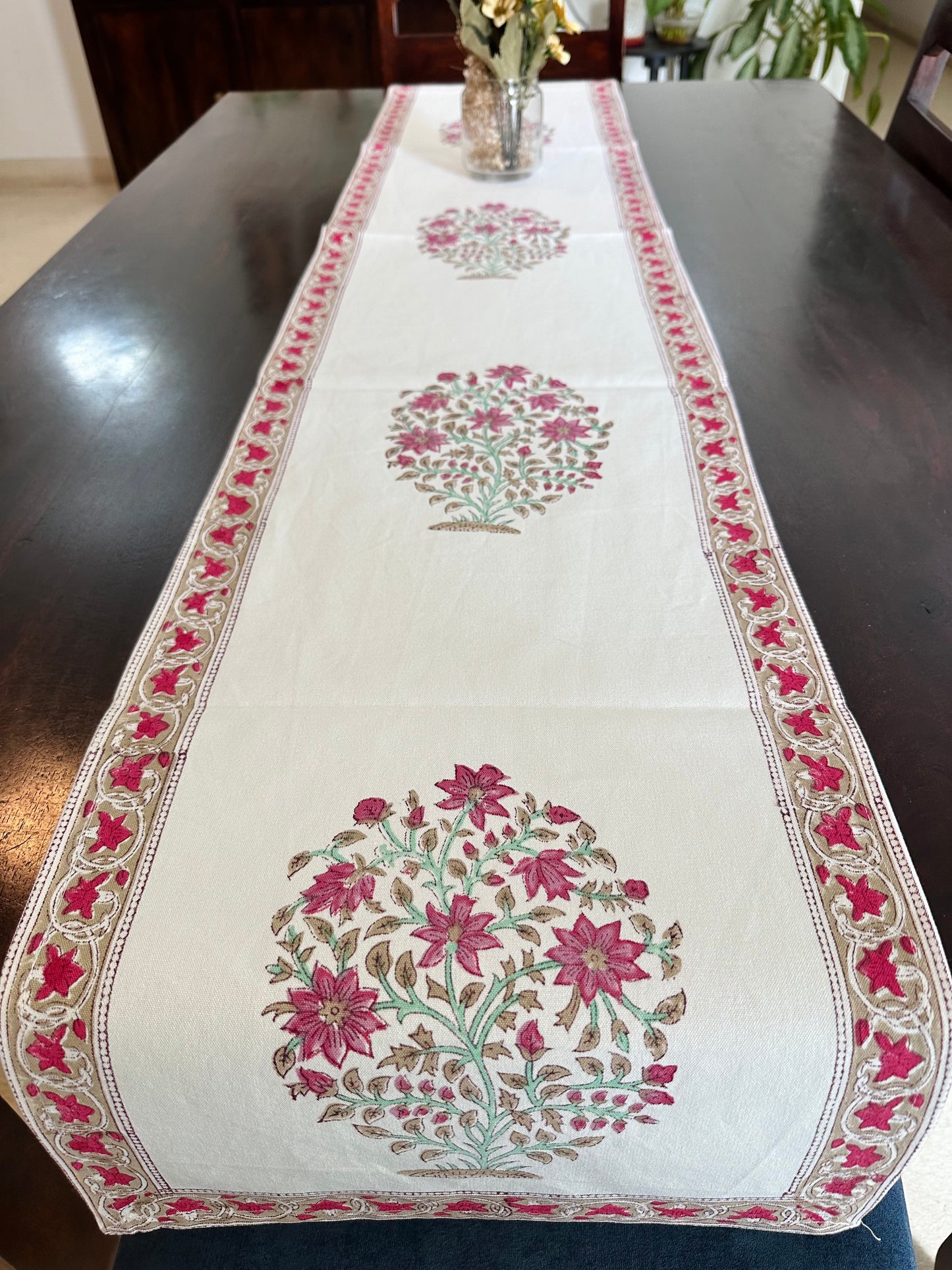 Guldasta Table Runner