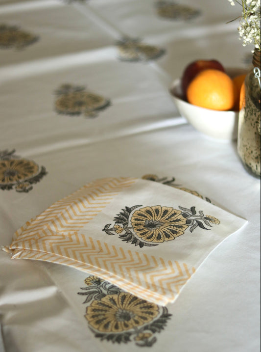 Mughal Buta Table Cover with Napkins set