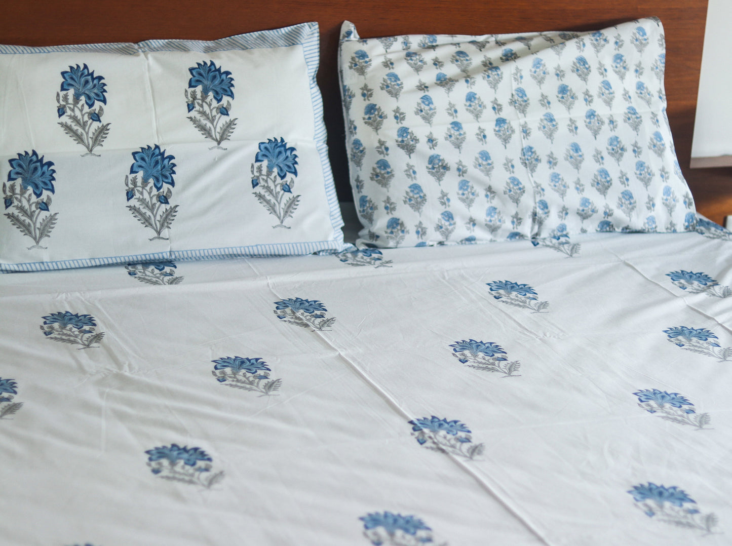 Blue Floral Bedsheet