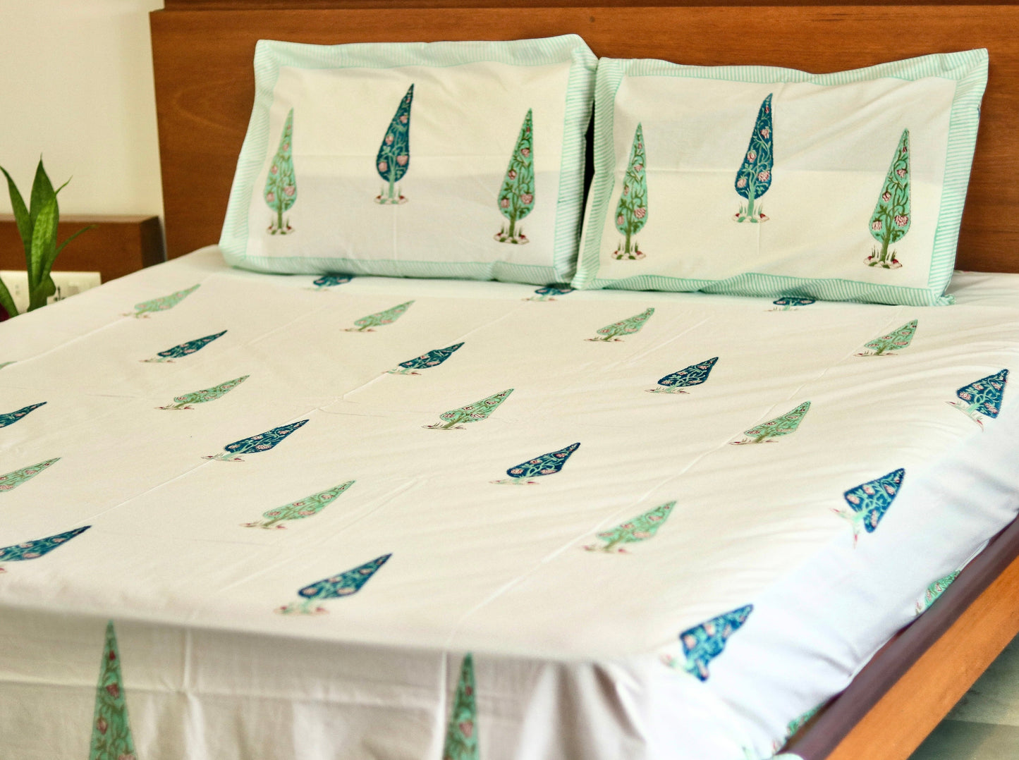 Peacock Blue Green Cypress Bedsheet