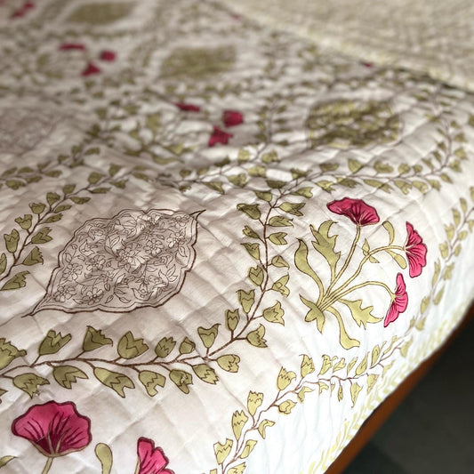 Gulabo Jaal Reversible Cotton King Sized Quilt