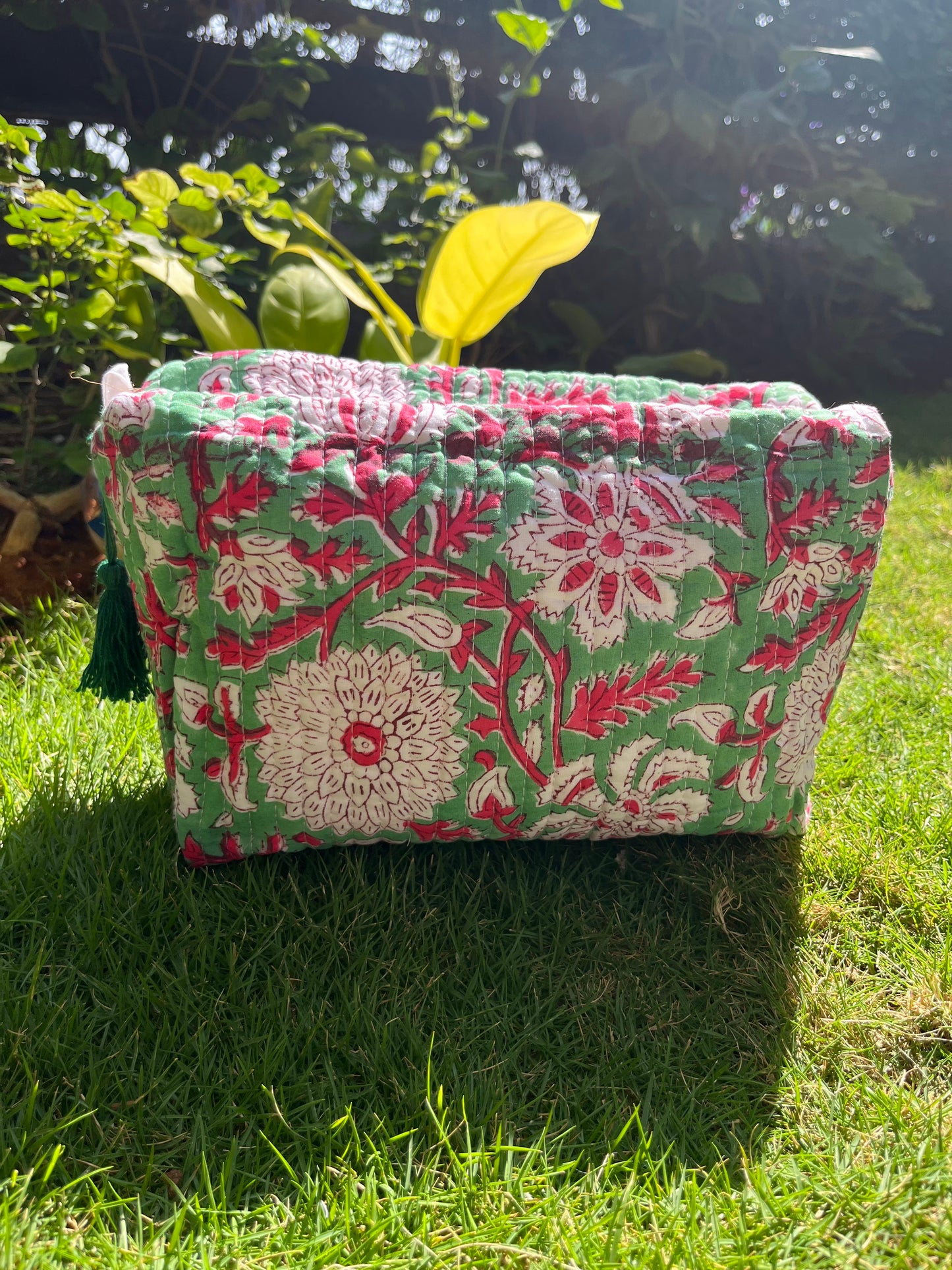 Multipurpose Pouch - Red & Green