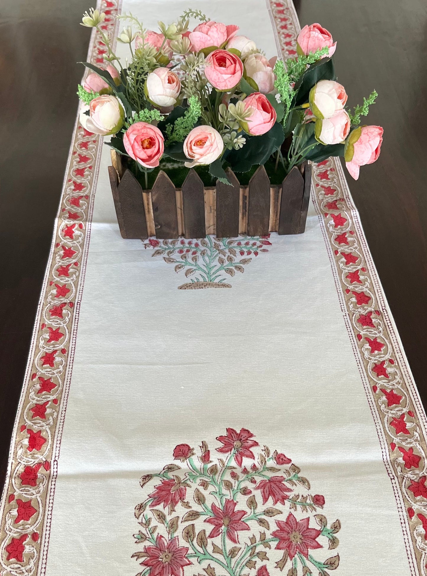 Guldasta Table Runner