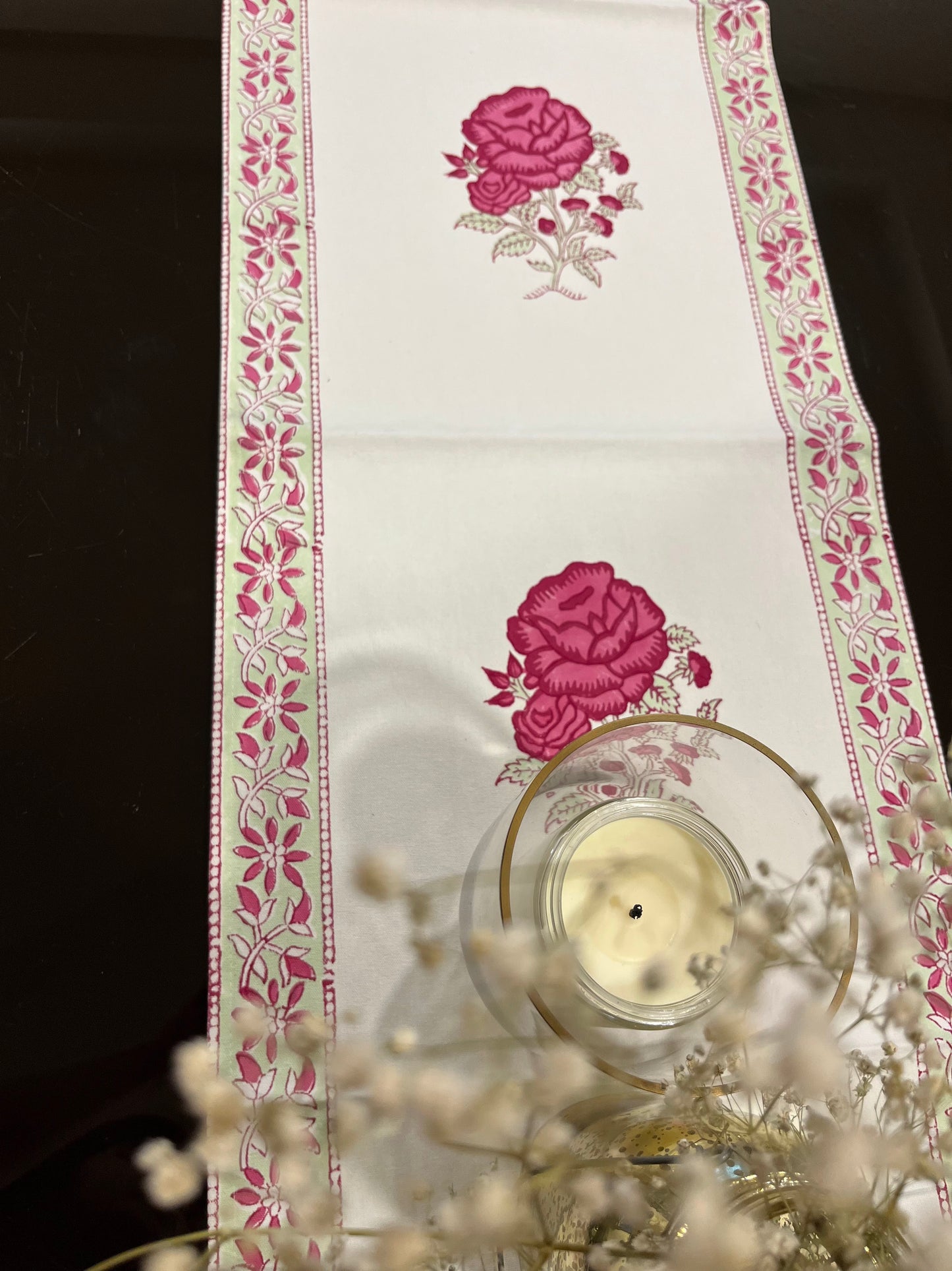 Pushp Table Runner