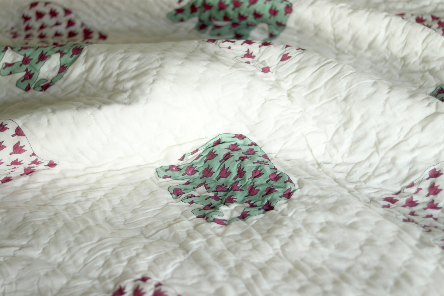 Naaz Reversible Cotton King Sized Quilt